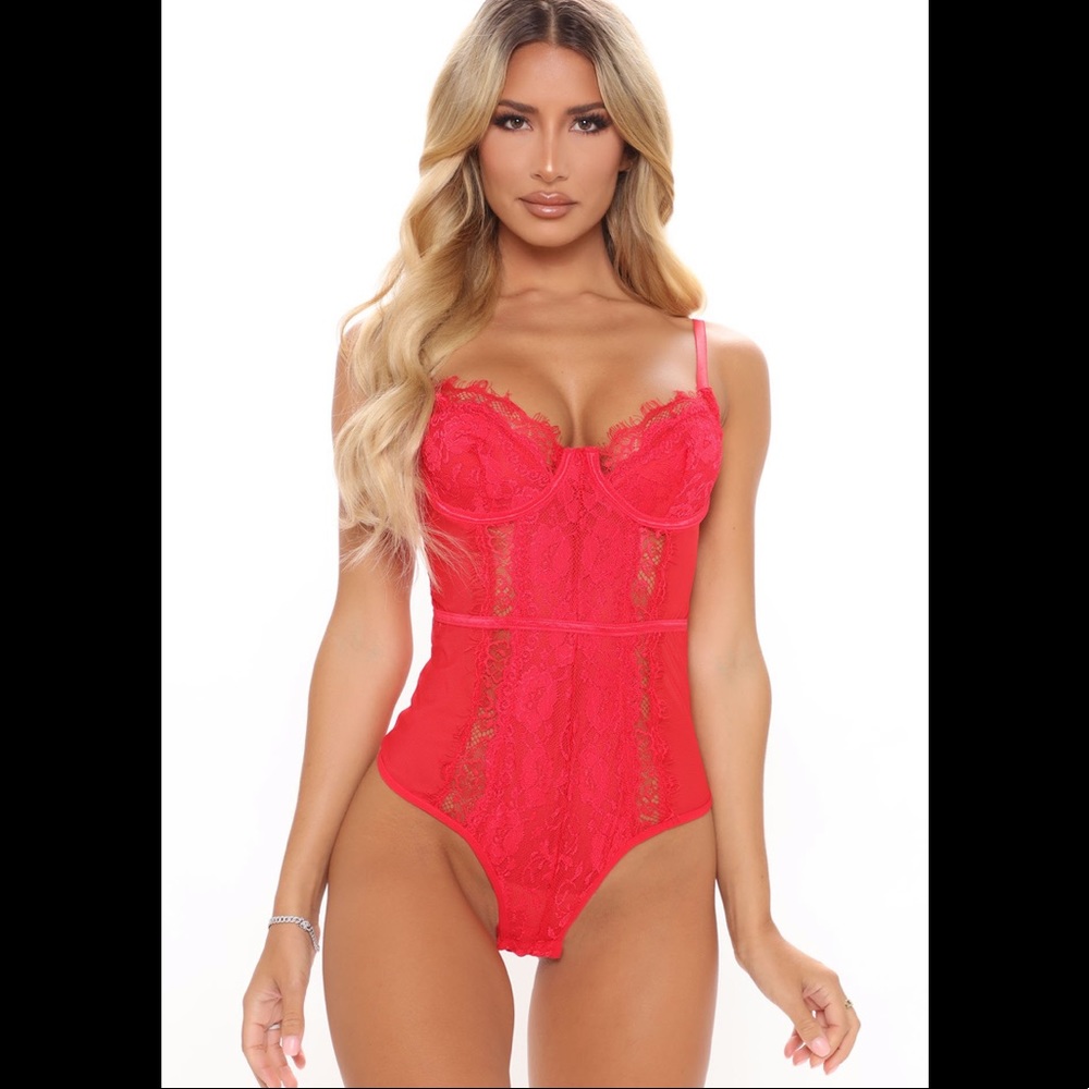 Fashion Nova bodysuit lingerie Red sz small